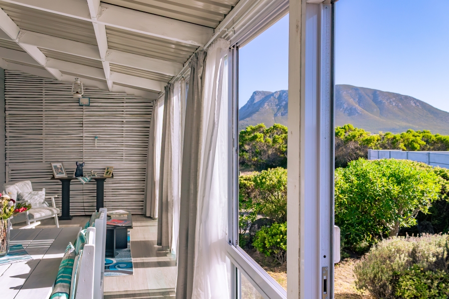 2 Bedroom Property for Sale in Kleinbaai Western Cape